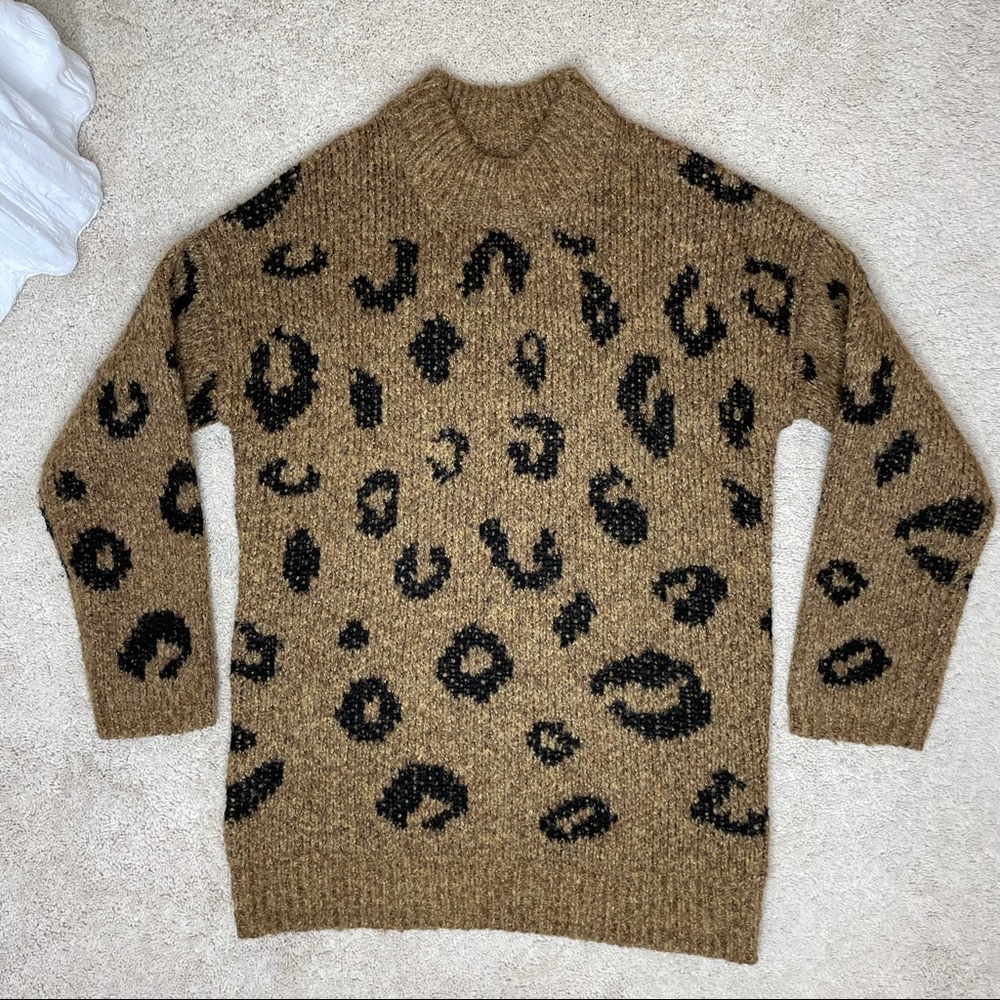 Universal Thread Chunky Leopard Pullover Sweater - Picture 6 of 10